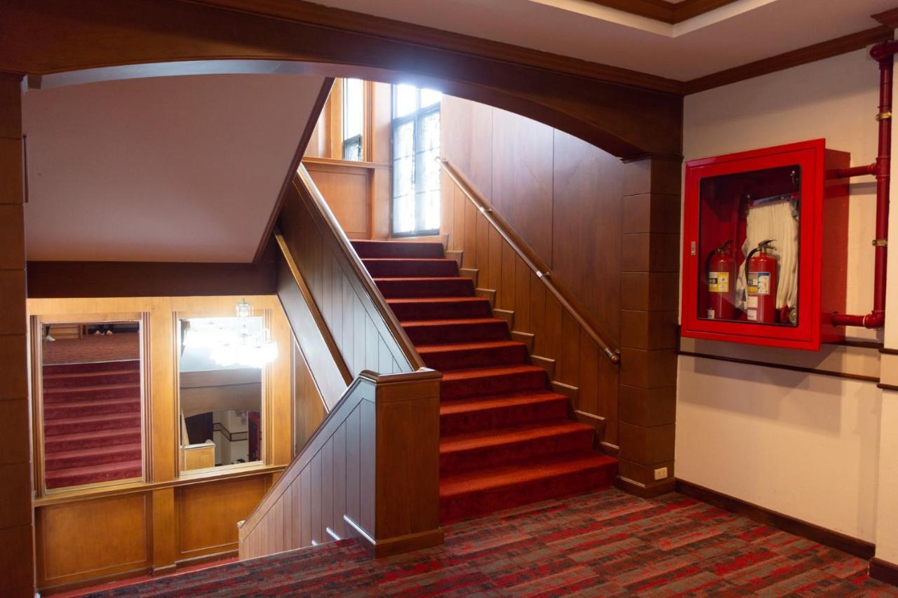 Mayflower Grand Hotel Korat ناخون راتشاسيما المظهر الخارجي الصورة