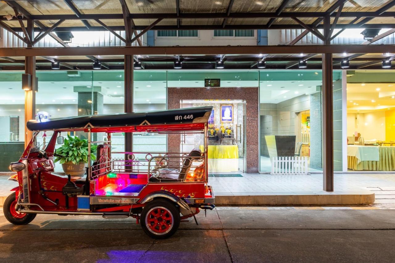 Mayflower Grand Hotel Korat ناخون راتشاسيما المظهر الخارجي الصورة